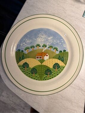 Sangostone Country Cottage 3645 Round Chop Plate/Platter from the 1980s Vtg